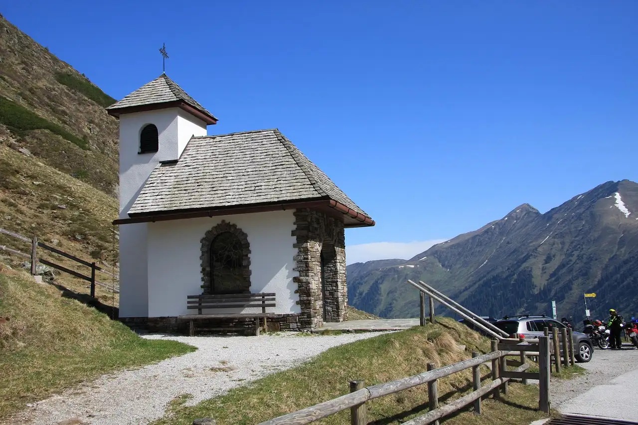 TPO Roofing: Pros, Cons, and Guide